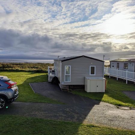 Beautiful Pet Friendly Southerness Caravan With Sea View & Decking Area Mainsriddle 外观 照片